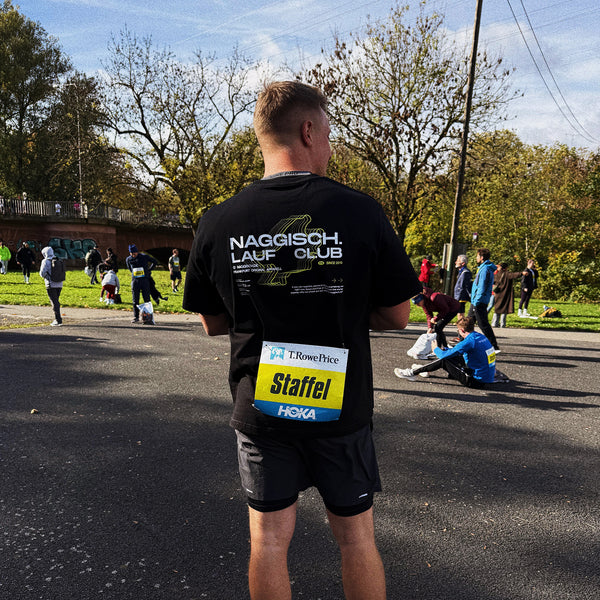 naggisch. lauf club. shirt